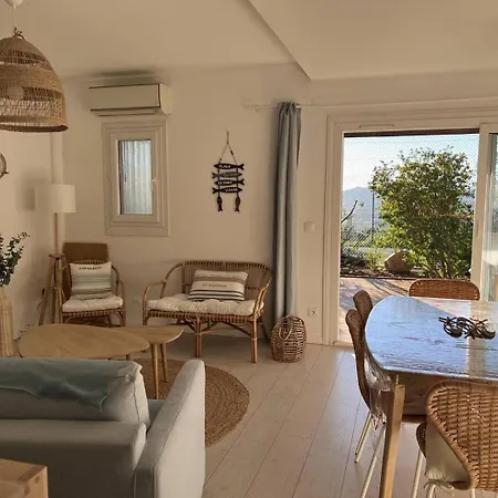 Vila Le Mazet Au Lavandou Le Lavandou