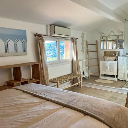 Le Mazet Au Lavandou