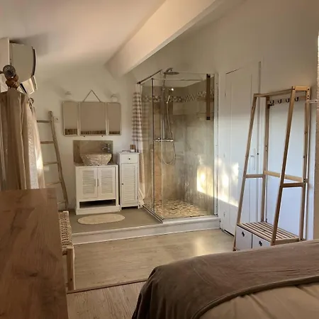 Le Mazet Au Lavandou Вілла