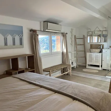 Le Mazet Au Lavandou