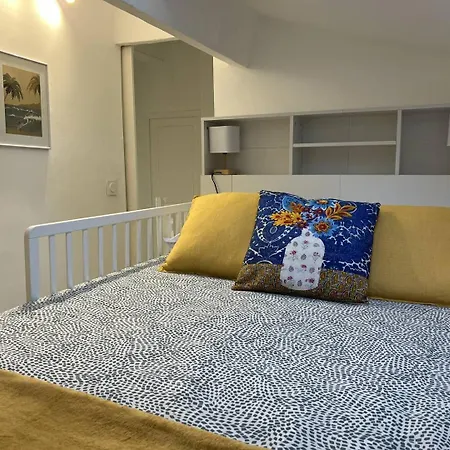 Le Mazet Au Lavandou *