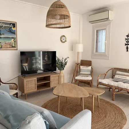 Le Mazet Au Lavandou