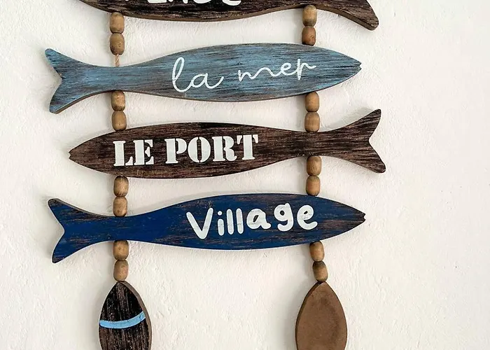 Le Mazet Au Lavandou *