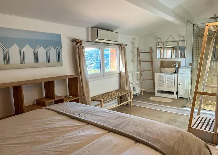 Le Mazet Au Lavandou