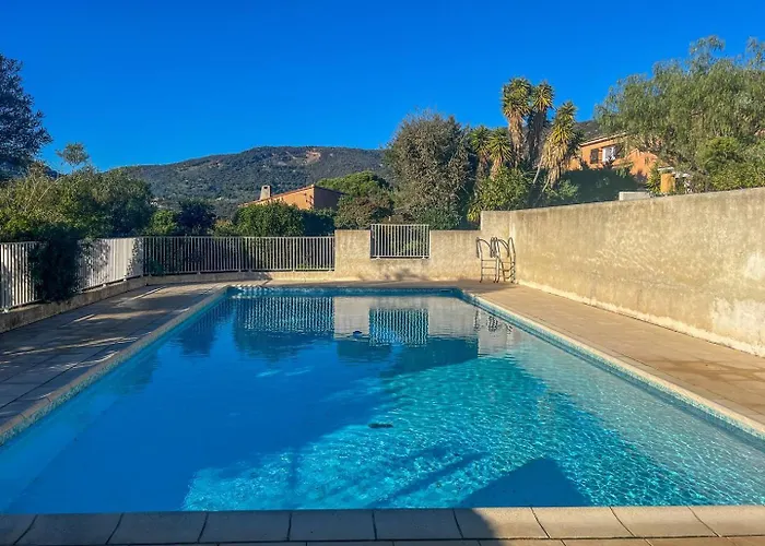 Villa Le Mazet Au Lavandou *